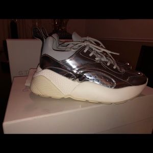 Stella McCartney gray eclypse silver sneaker
